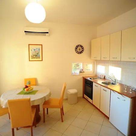 Appartement Tamaris Jesenice (Split-Dalmatia)